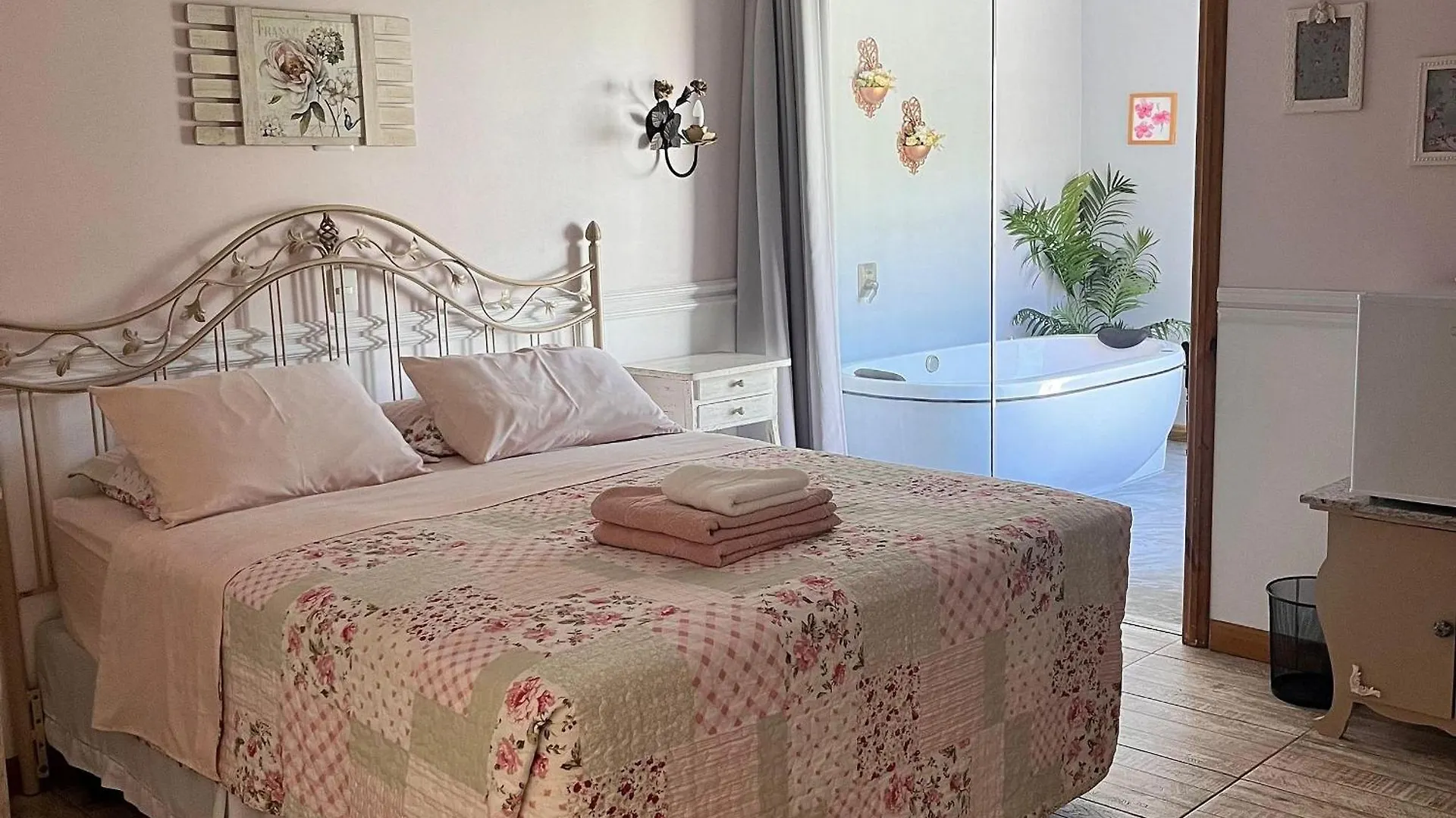 Guest house Pousada Paty'S Garden Florianopolis Brazil